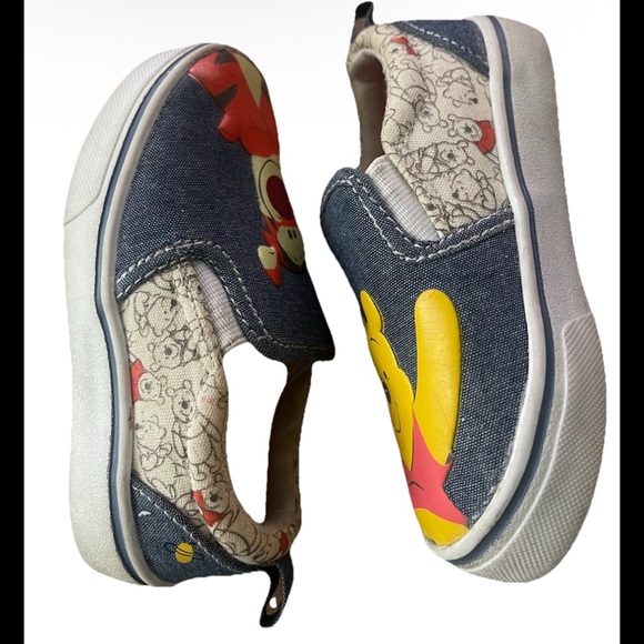 Disney Baby Winnie the Pooh & Tigger Slip-On Shoes Toddler Size 6 Discontinued - Picture 4 of 6